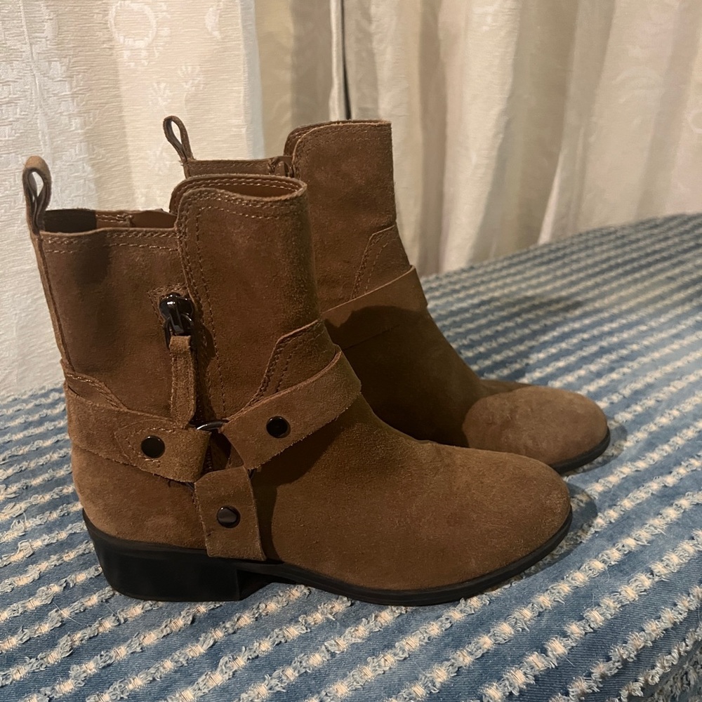 Marc Fisher size 8 brown suede calf-height riding boots